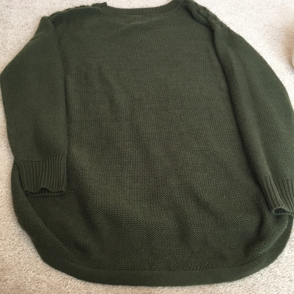 Green Zipper Sweater - Picture 4 of 6